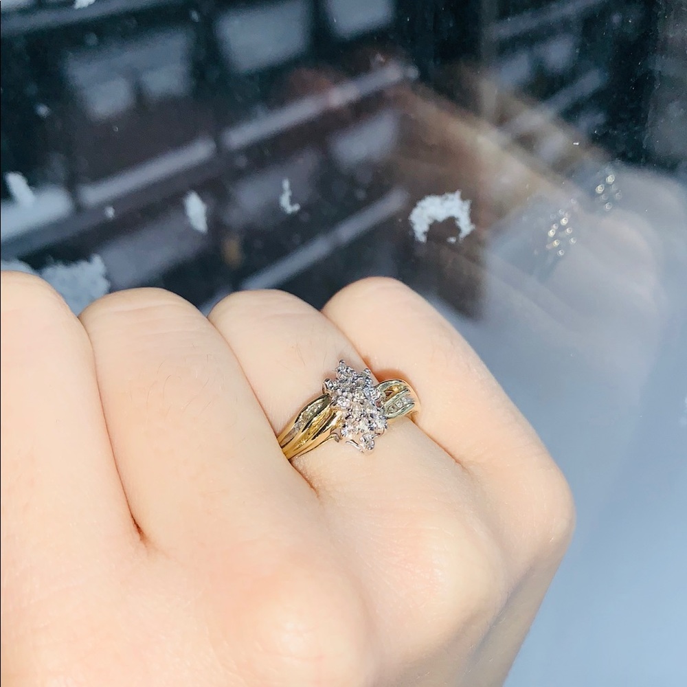 10k Gold Diamond Ring size 7 jeweler inspected